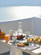 La Perla Villas and Suites - Adults Only