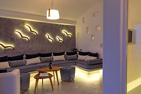 La Perla Villas and Suites - Adults Only