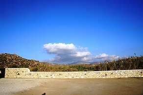 Blue Harmony Apartments