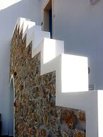 Blue Harmony Apartments