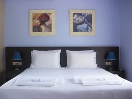 Blue Harmony Apartments