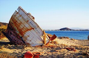 Blue Harmony Apartments