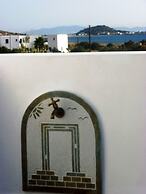 Blue Harmony Apartments