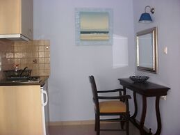 Blue Harmony Apartments