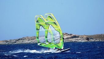 Blue Harmony Apartments