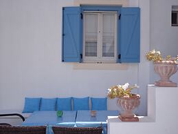 Blue Harmony Apartments