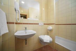 Vrata Krke Hotel