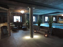 Lanthotell Lögnäs Gård