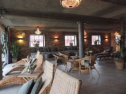 Lanthotell Lögnäs Gård