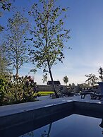 Lanthotell Lögnäs Gård