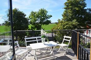Lanthotell Lögnäs Gård