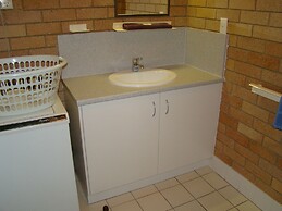 Noosa Yallambee Holiday Apartments