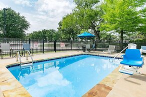 Microtel Inn & Suites by Wyndham Austin Airport