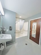 Microtel Inn & Suites by Wyndham Austin Airport