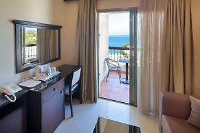 Blue Waves Resort