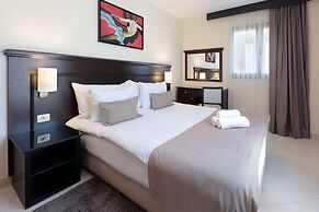 Blue Waves Resort