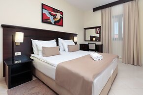 Blue Waves Resort