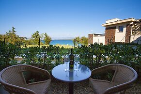 Blue Waves Resort