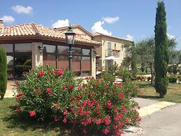 Logis Hotel Le Mas de Mon Père