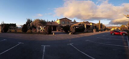 Logis Hotel Le Mas de Mon Père