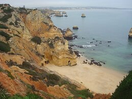 Canavial I & II Apartments