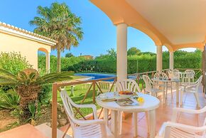 Canavial I & II Apartments