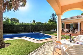 Canavial I & II Apartments