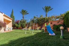 Canavial I & II Apartments