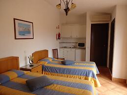 Canavial I & II Apartments