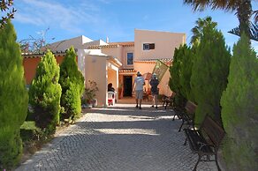 Canavial I & II Apartments