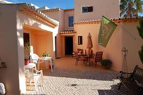 Canavial I & II Apartments