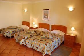 Canavial I & II Apartments