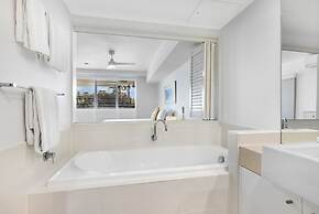 Beaches on Lammermoor Apartments