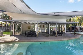 Beaches on Lammermoor Apartments