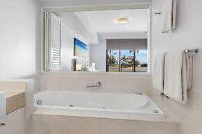 Beaches on Lammermoor Apartments