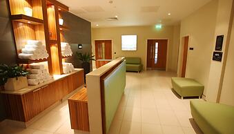 Crowne Plaza Reading