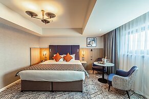 Crowne Plaza Reading
