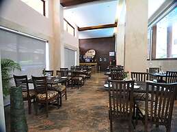 Dewdrop Le Seasons Beach Resort