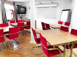 Maude's Hotel Enskede Stockholm