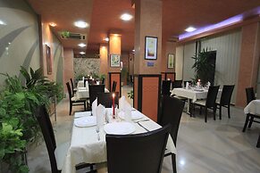 Rainbow 2 Holiday Complex