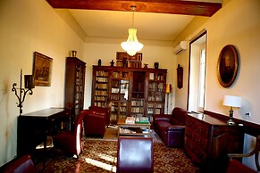 Les Cèdres