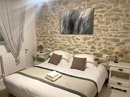 Hotel L'Escale des Alpilles