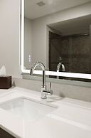 The Oread Lawrence, Tapestry Collection by Hilton