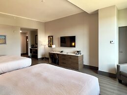 The Oread Lawrence, Tapestry Collection by Hilton