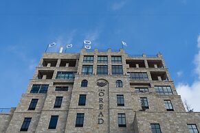 The Oread Lawrence, Tapestry Collection by Hilton