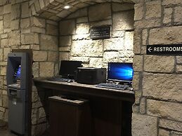 The Oread Lawrence, Tapestry Collection by Hilton