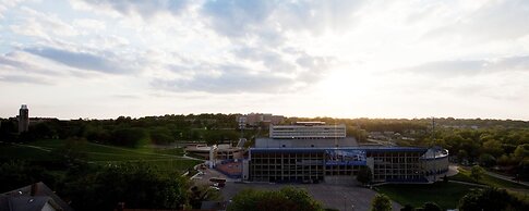 The Oread Lawrence, Tapestry Collection by Hilton