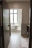 The Oread Lawrence, Tapestry Collection by Hilton