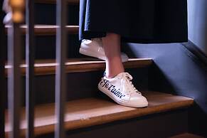 Hotel de la Porte Dorée