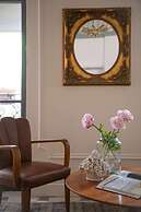 Hotel de la Porte Dorée